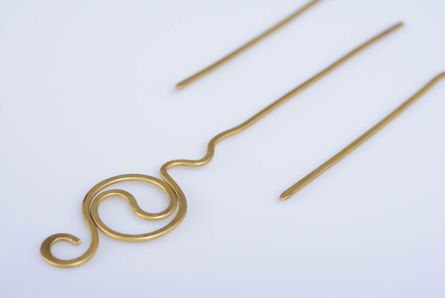 Wire Wrap Haarnadel aus Messing groß schön handgemacht in Gelb Designer Schmuck foto 5