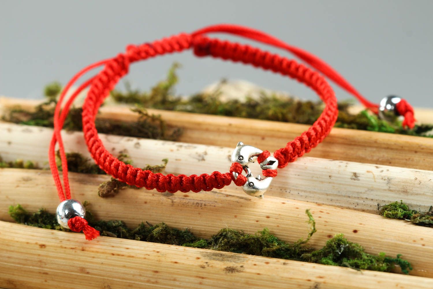 Stylish handmade friendship bracelet woven bracelet designs gifts for her photo 1