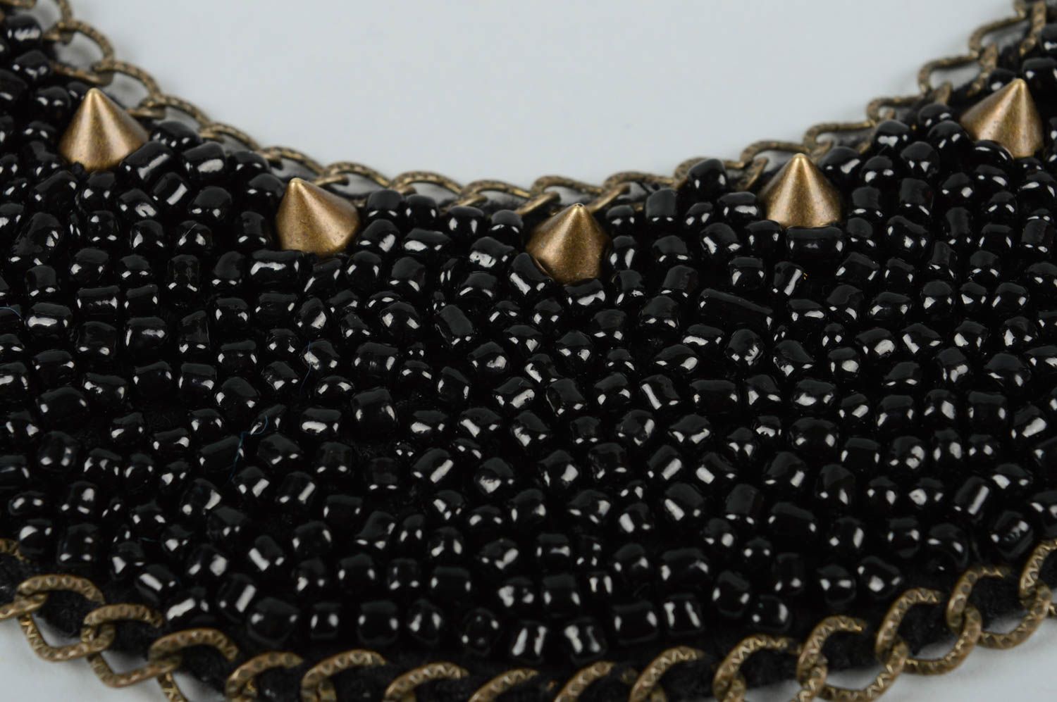 Колье из бисера украшение ручной работы черное ожерелье из бисера авторское фото 3