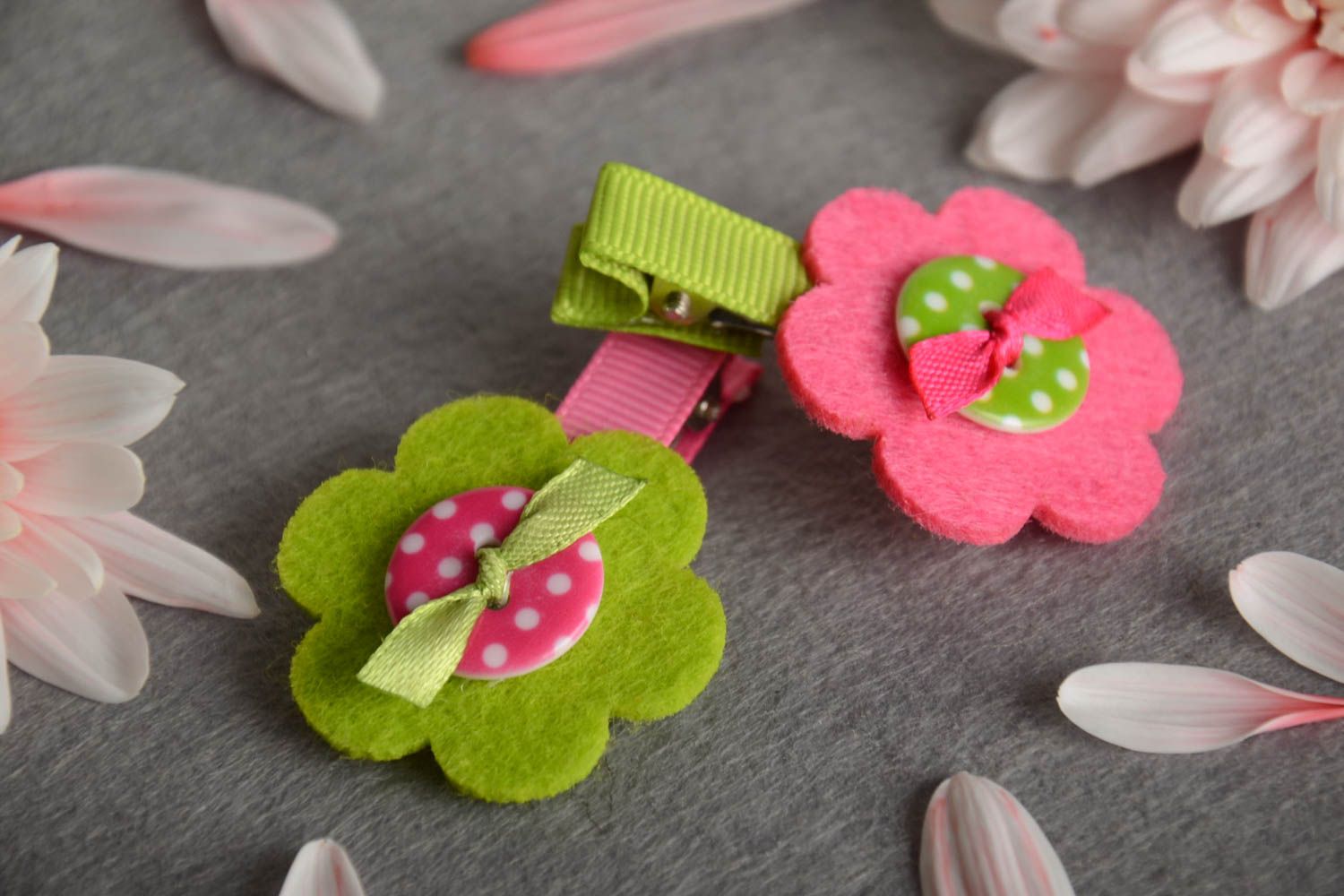 Set of handmade hair clips made of rep ribbons and fleece with flowers 2 pieces photo 1