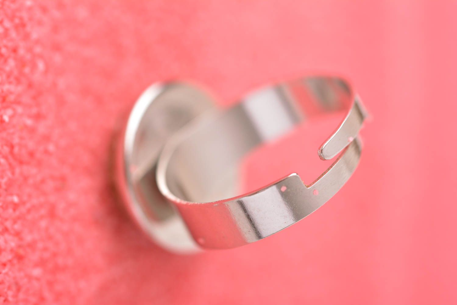 Кольцо ручной работы кольцо из эпоксидной смолы женское кольцо с бессмертником фото 5