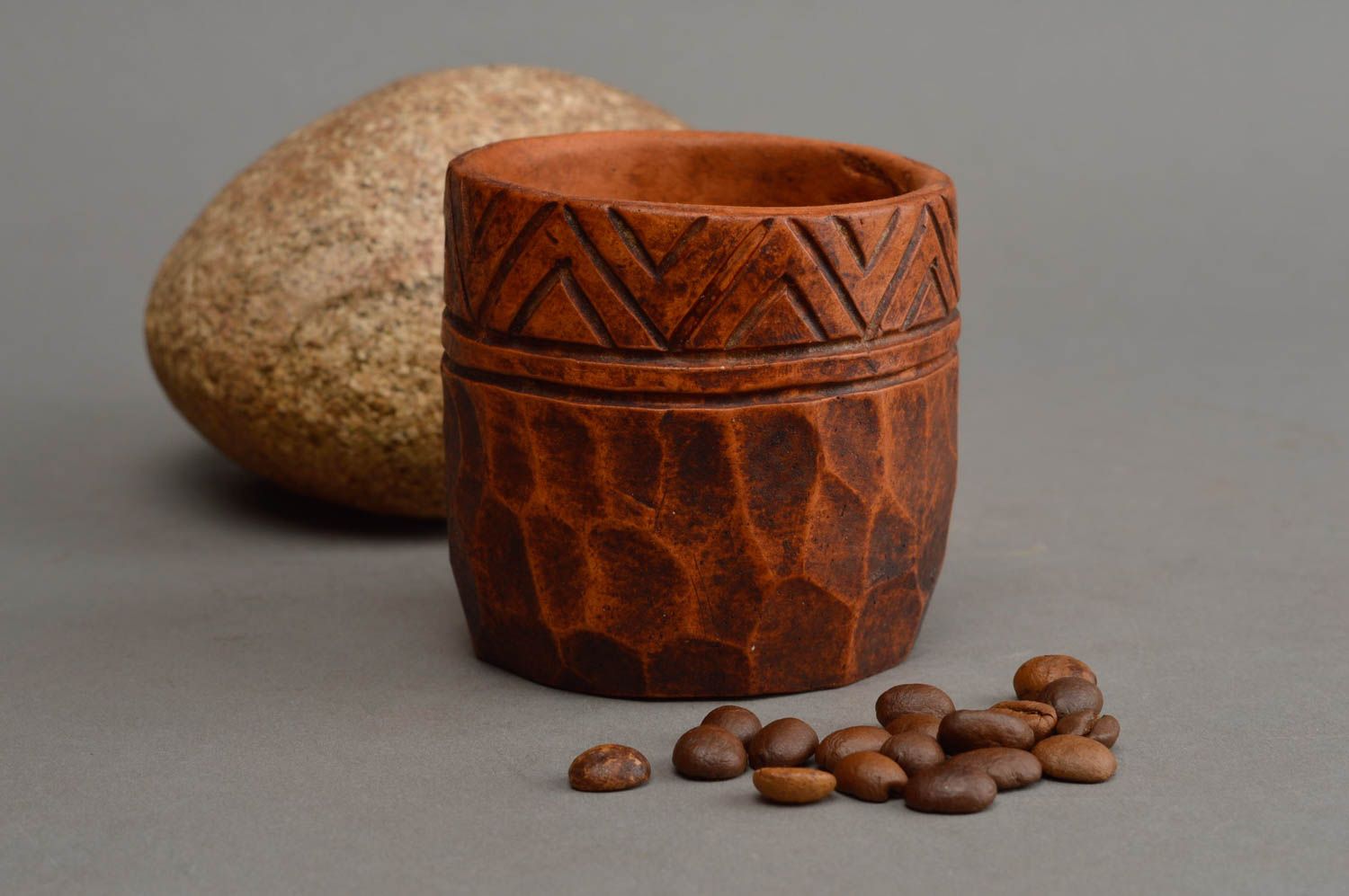 Gobelet en céramique fait main original ethnique vaisselle pratique marron photo 1