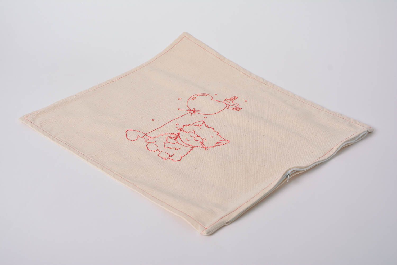Funda de almohada de tela natural de lino mezclado bordada a mano artesanal foto 5