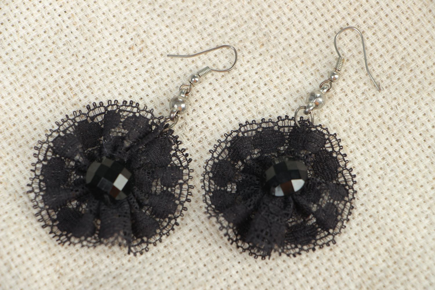 Black lace earrings photo 4