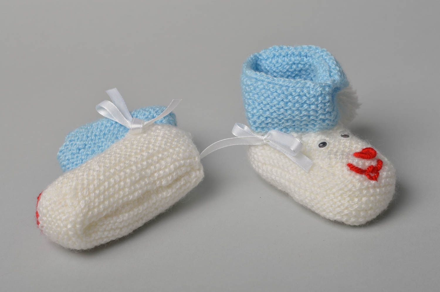 Пинетки крючком ручной работы пинетки для новорожденных вязаные пинетки Снеговик фото 2