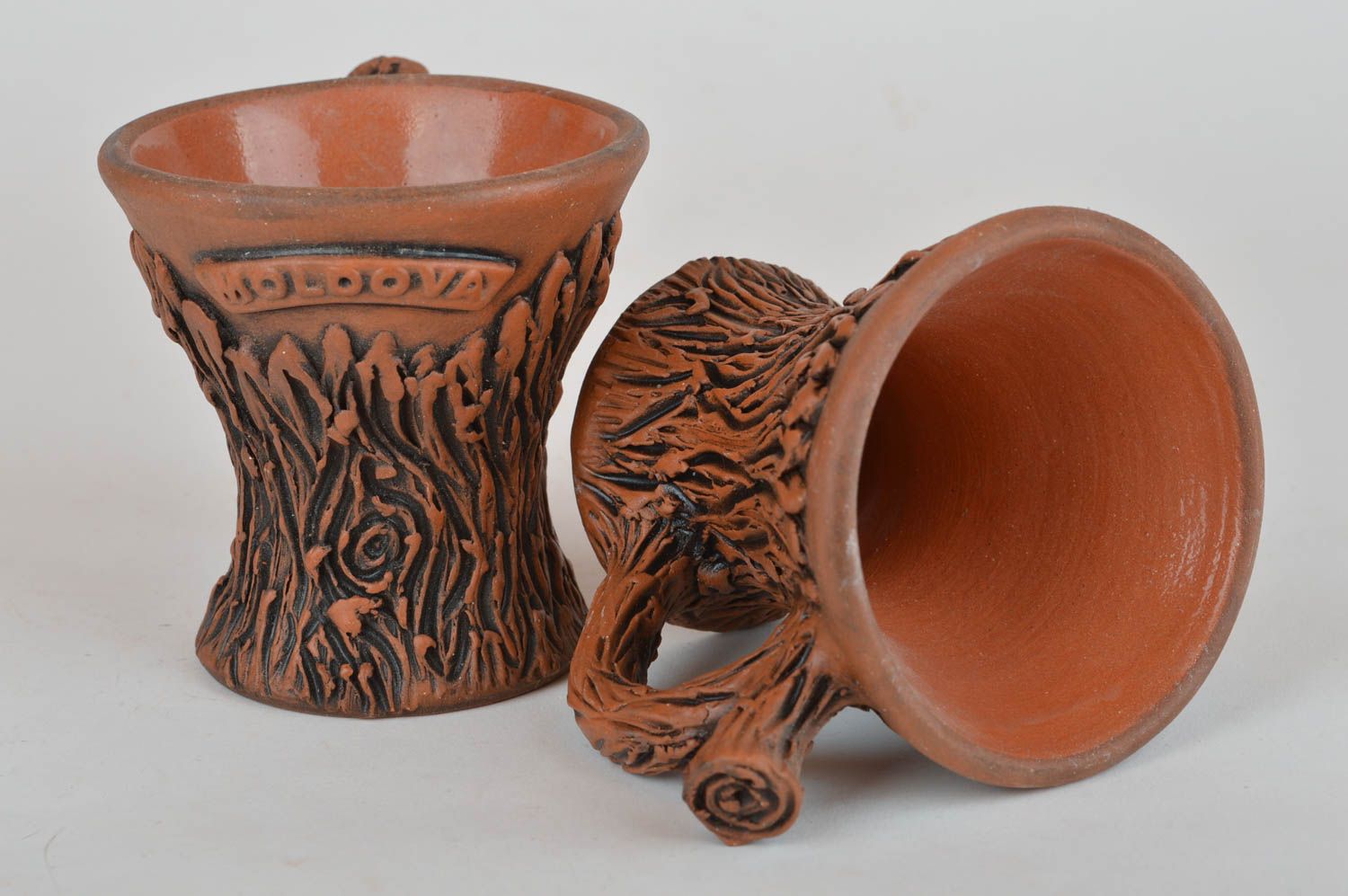 Set of 2 beautiful handmade designer clay cups stylized on wood 100 ml each photo 2
