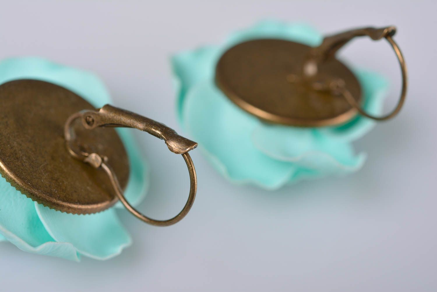 Handmade Set von Accessoires aus Polymer Ton 3 Stück Ohrringe Anhänger und Ring foto 5