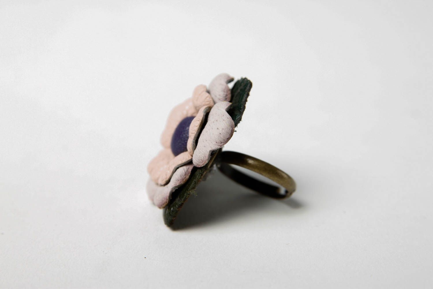 Damen Modeschmuck handgefertigt Ring mit Blume stilvoll Leder Ring originell foto 4