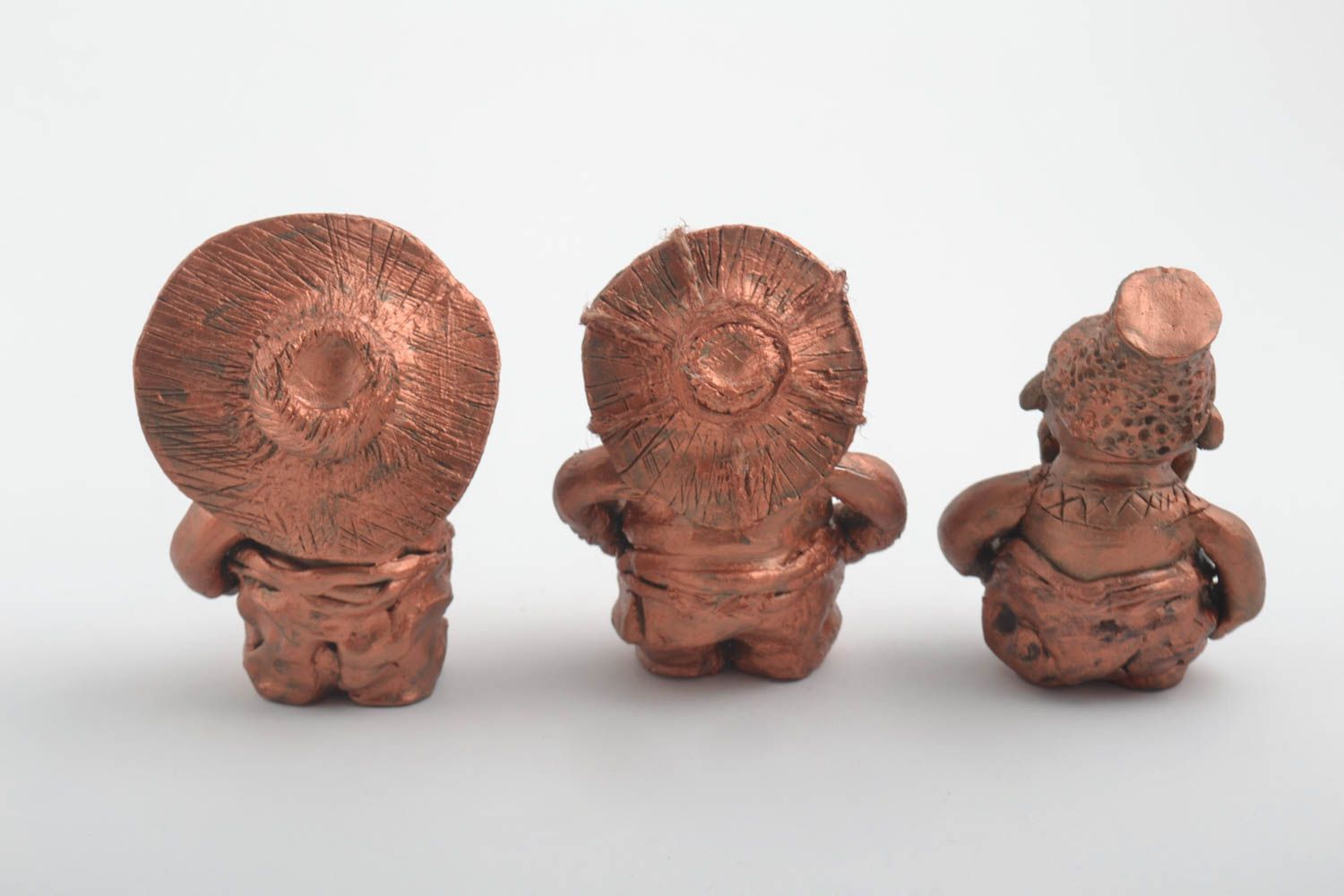Statuine fatte a mano in ceramica set di tre figurine divertenti piccoli foto 4
