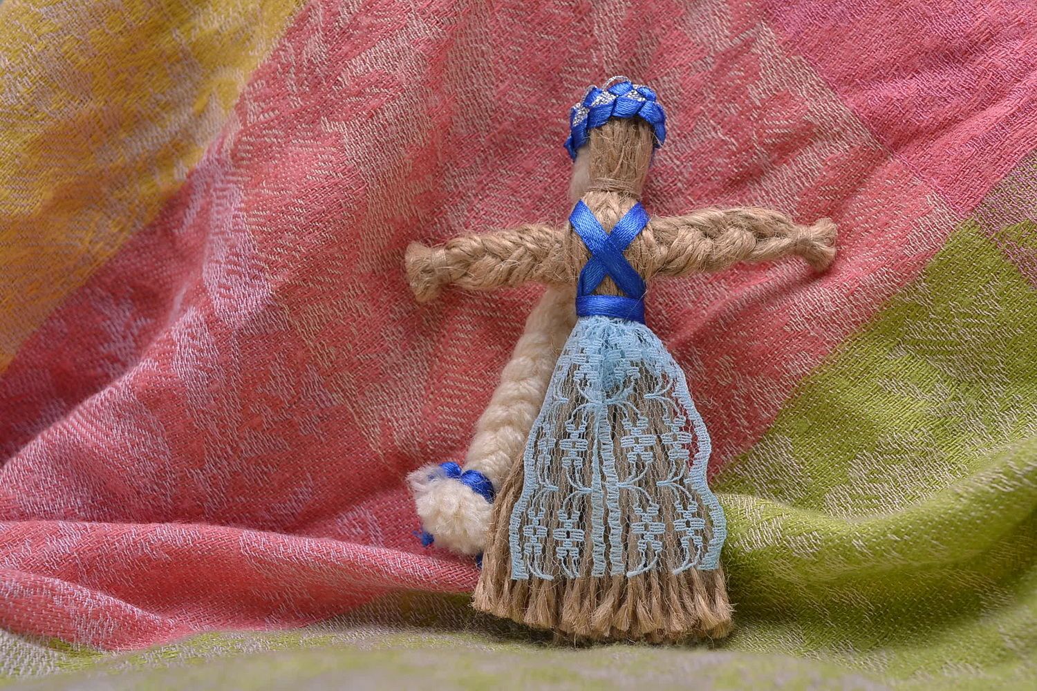 Vesnyanka doll with lace apron photo 5