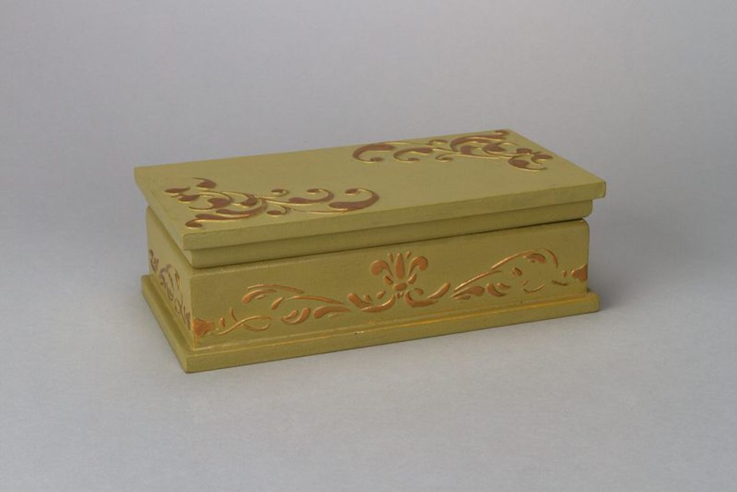 Wooden box for jewelry with glass photo 2