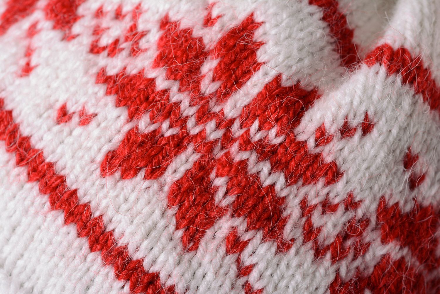 Bonnet tricoté à la main chaud blanc-rouge ornementé avec pompon pour femme photo 3
