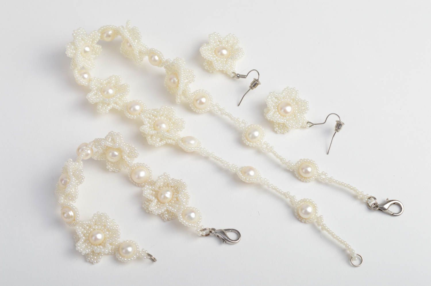 Handmade wedding jewelry set bracelet necklace and earrings designer accessory  photo 5