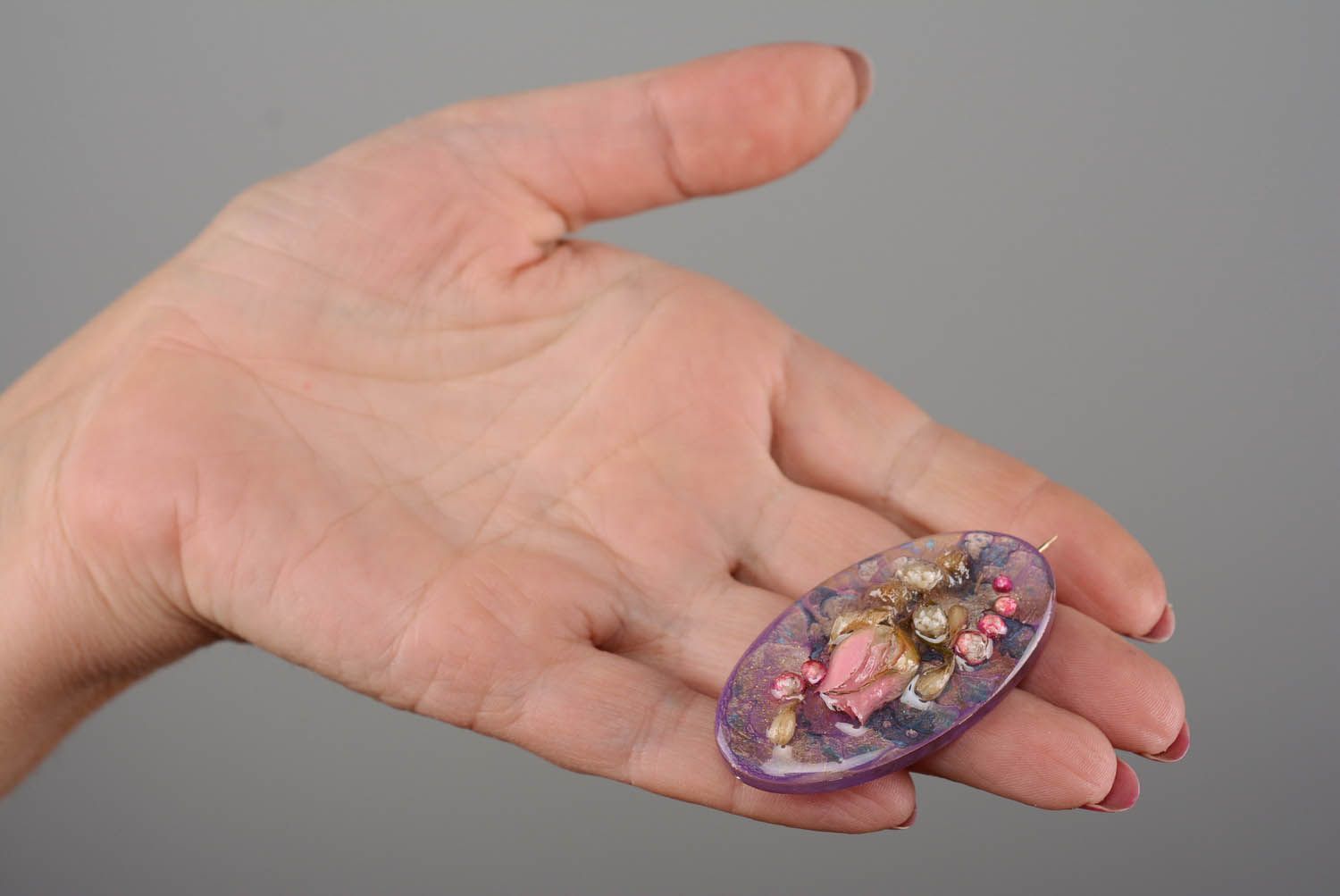 Broche bijou ovale lilas faite main photo 2