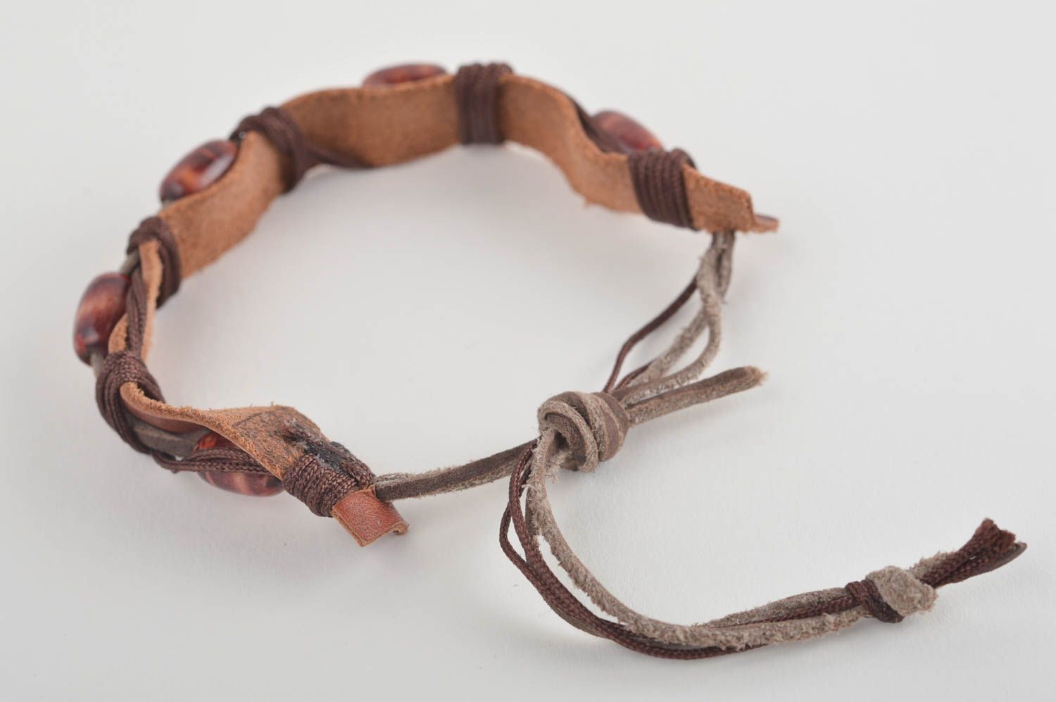 Pulsera de piel marrón hecha a mano pulsera con cuentas accesorio de moda  foto 5