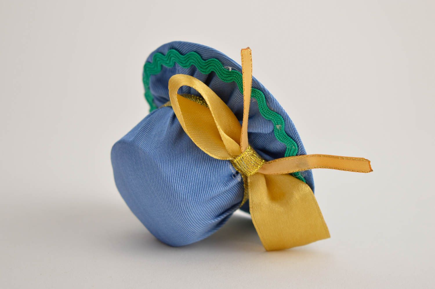 Аксессуар для шитья ручной работы подушечка для иголок подарок для девушки фото 5