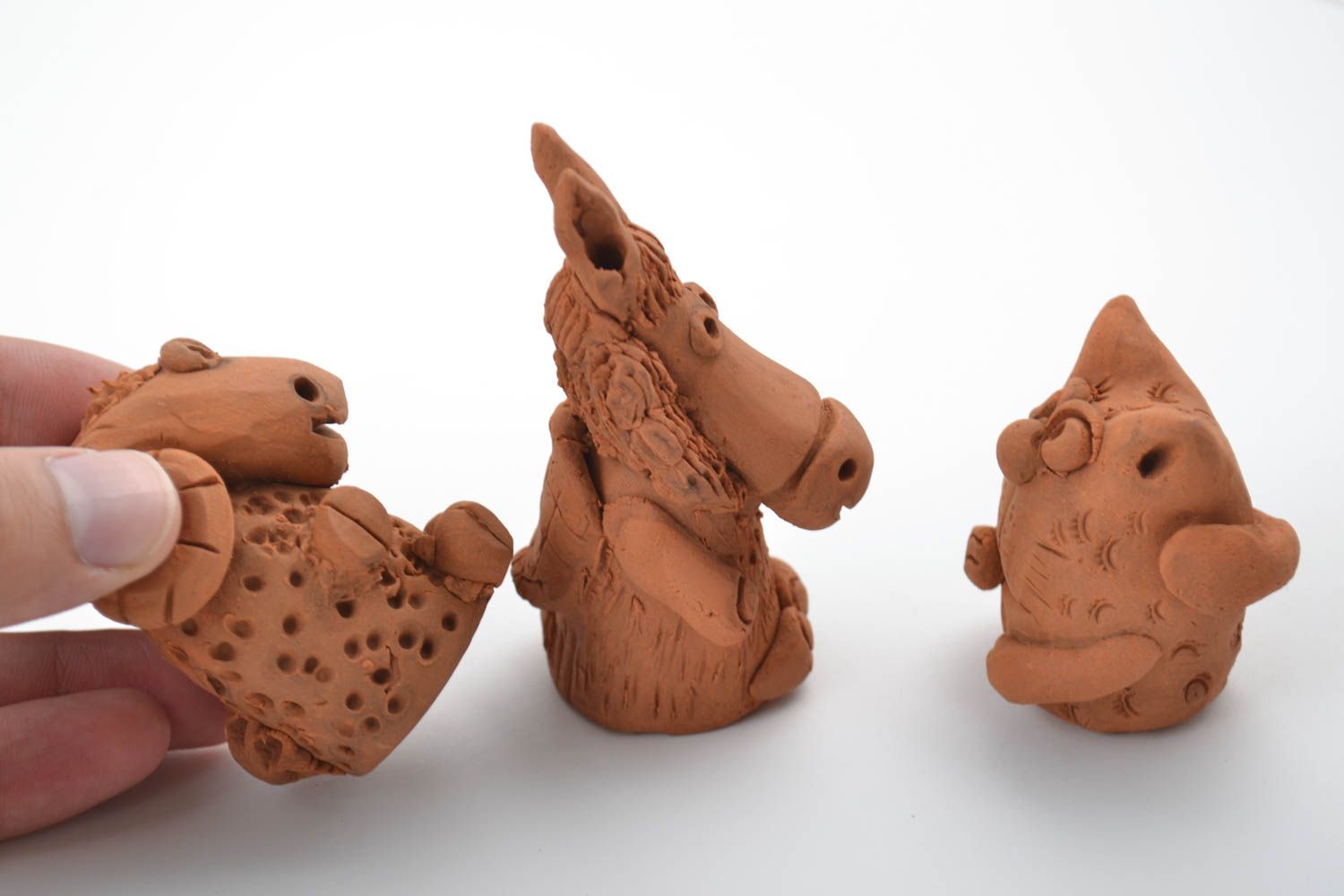 Animali in ceramica fatti a mano set di tre figurine divertenti piccolli foto 3