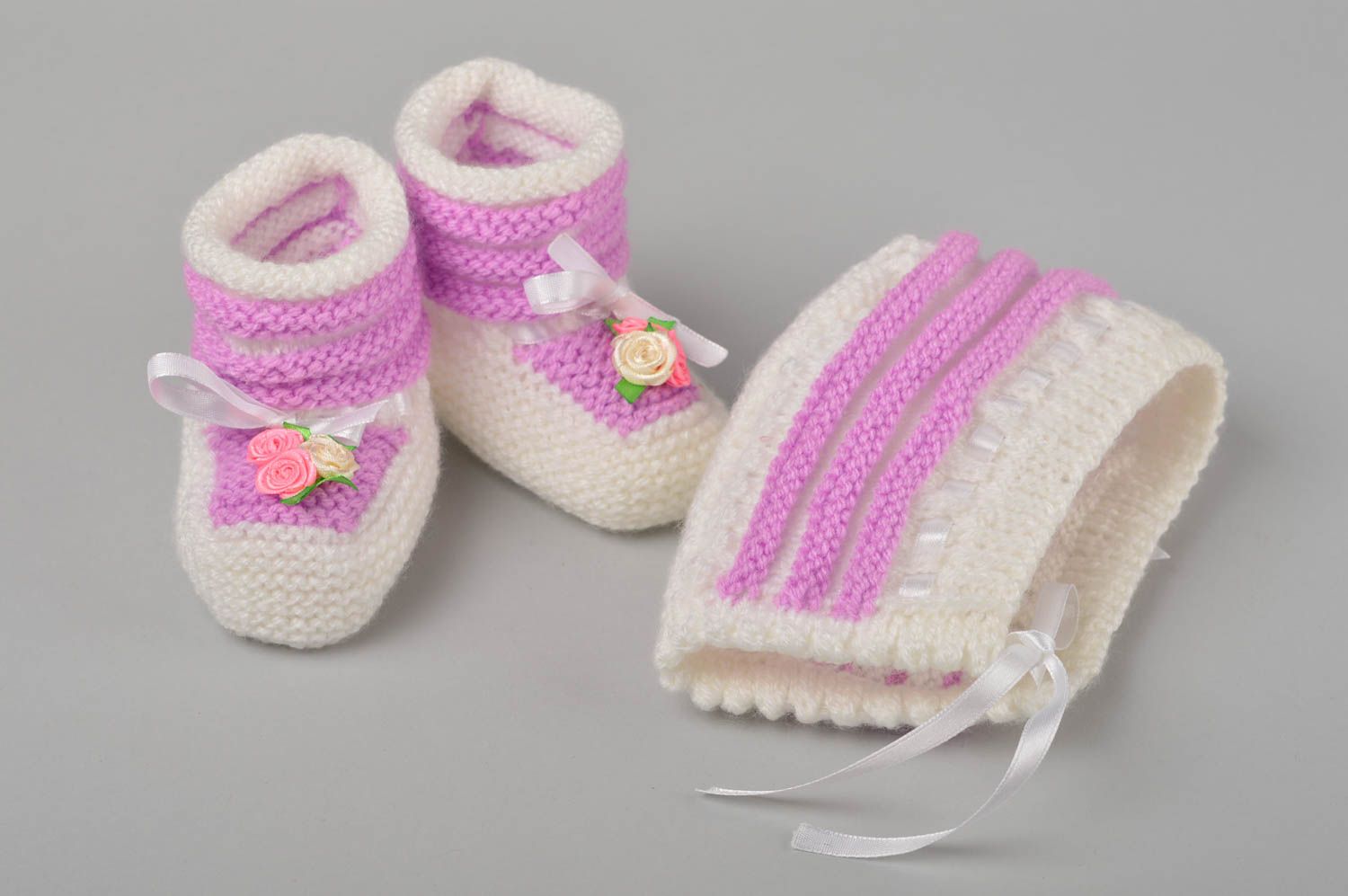 Handgefertigte Schuhe gehäkelte Kindermütze Geschenke für Kleinkinder Baby Set foto 2