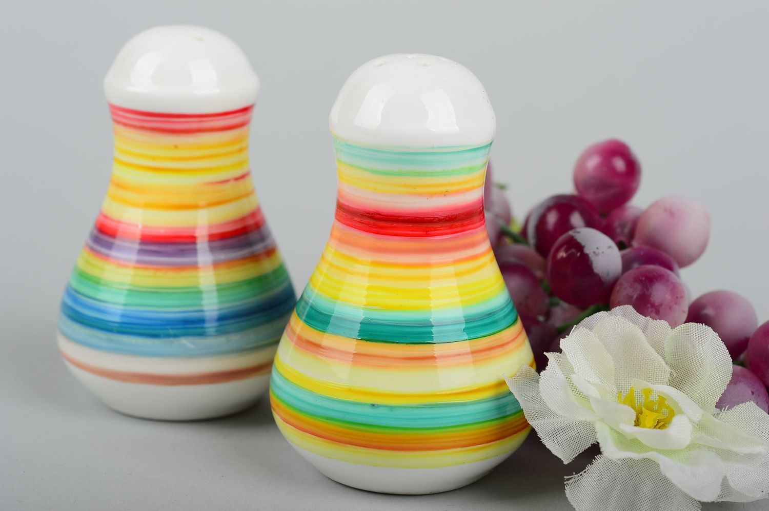 Salière Poivrière fait main Vaisselle originale céramique multicolore design photo 1