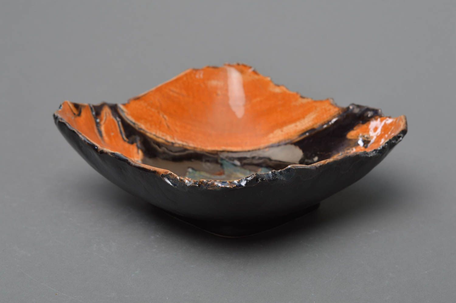 Beautiful handmade square porcelain bowl painted with glaze Oak photo 1