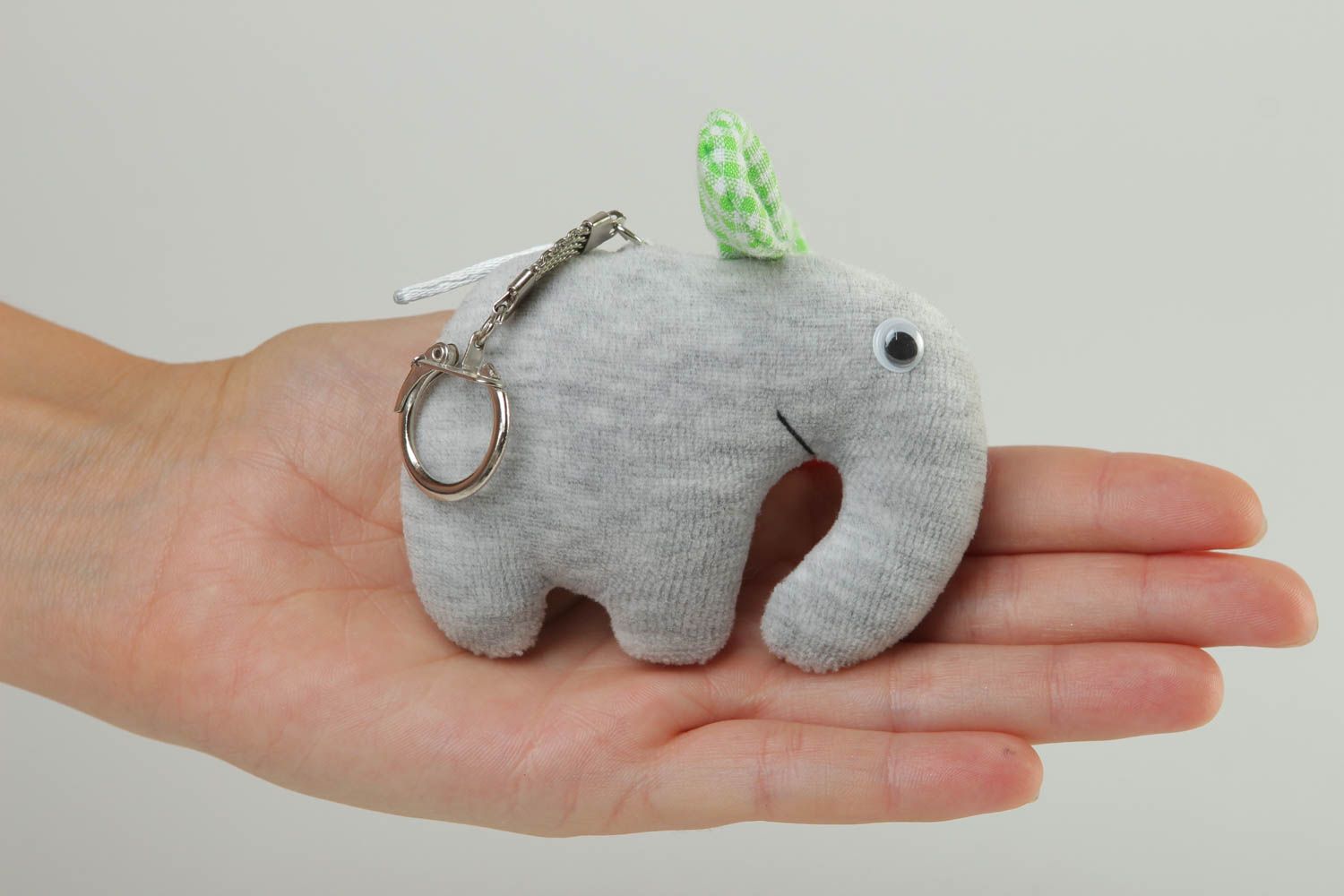 Llavero hecho a mano accesorio para llaves regalo original elefante gris foto 5
