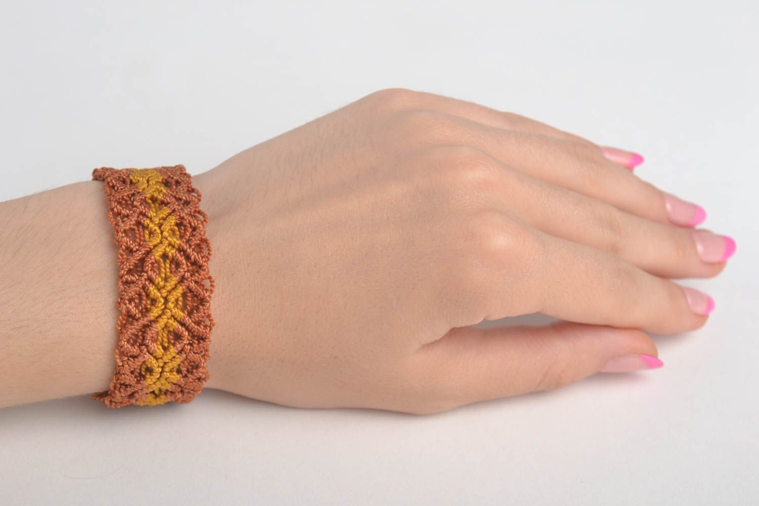 Bracelet textile Bijou fait main Accessoire femme large original en fils photo 1