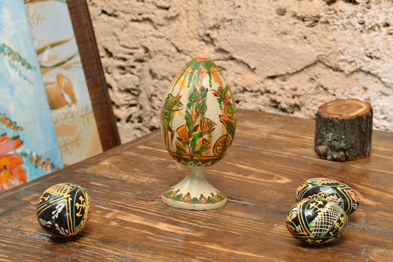 Huevo de Pascua de madera decorativo artesanal pintado al óleo foto 5