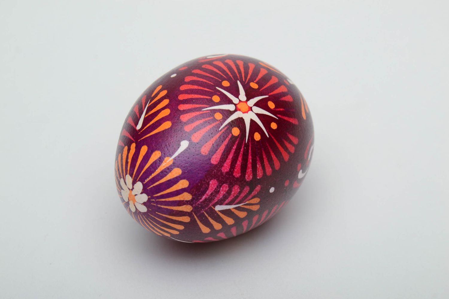 Пасхальное яйцо ручной работы с росписью в лемковском стиле фото 3