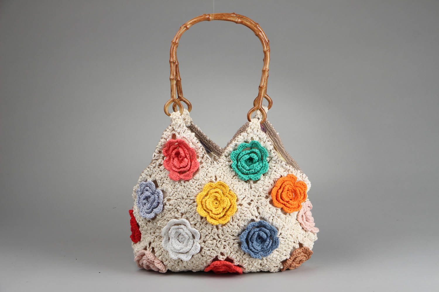 Purse with crochet flowers  photo 1