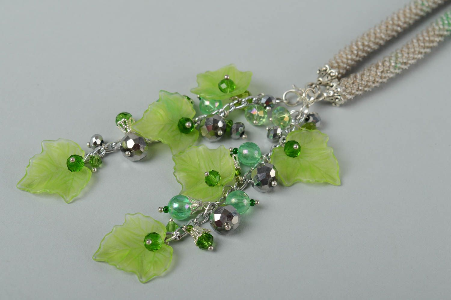 Collar de abalorios bisutería artesanal accesorio de mujer lariat verde foto 3