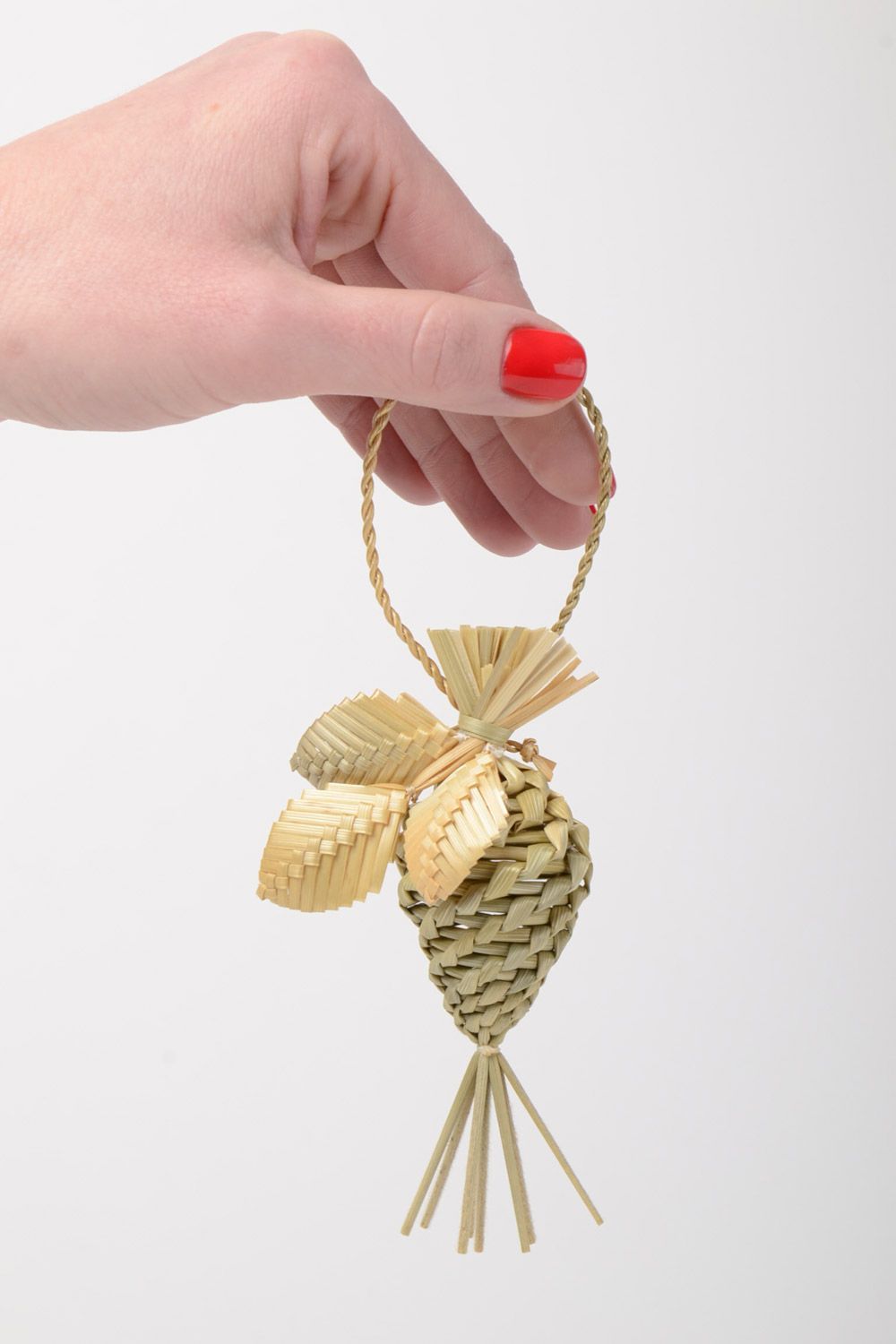 Handmade Spielzeug aus Stroh für Weihnachtsbaum in Form vom Zapfen originell  foto 5