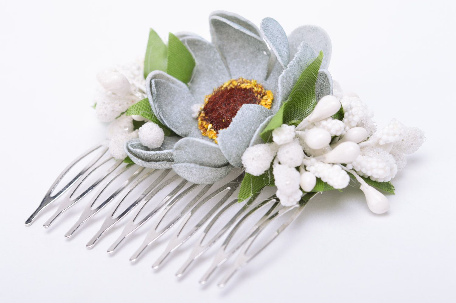Handmade light gray hair comb with flowers and stamens Forget-me-not photo 2