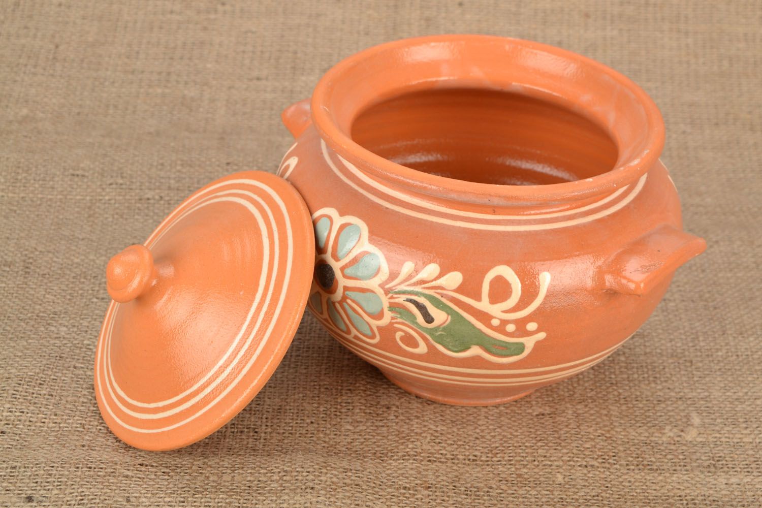 Ceramic pot photo 1