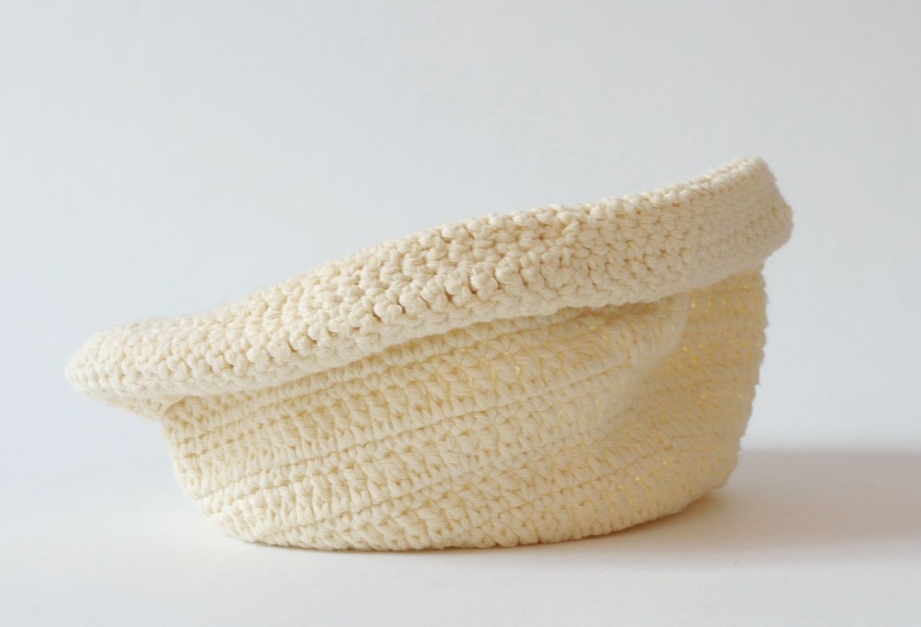 Knitted white hat photo 3