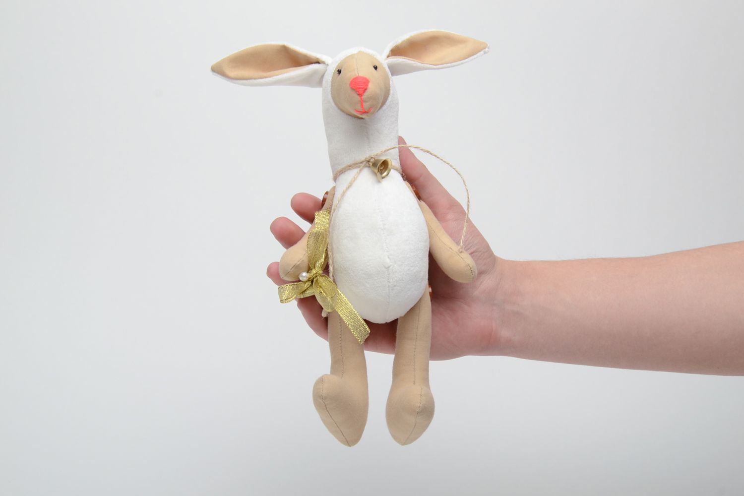 Мягкая игрушка ручной работы овечка белая  фото 5