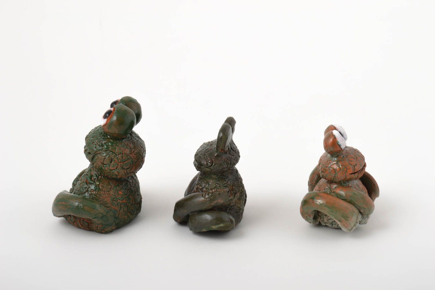 Statuine fatte a mano in ceramica set di tre animali souvenir di terracotta foto 3