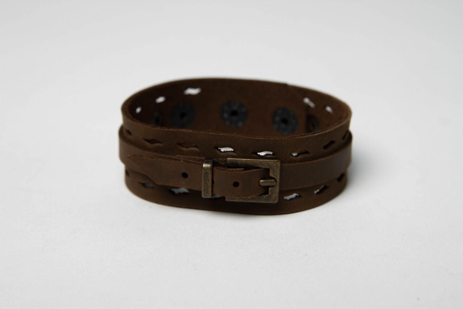 Bracelet cuir Bijou fait main large brun design Accessoire en cuir original photo 3