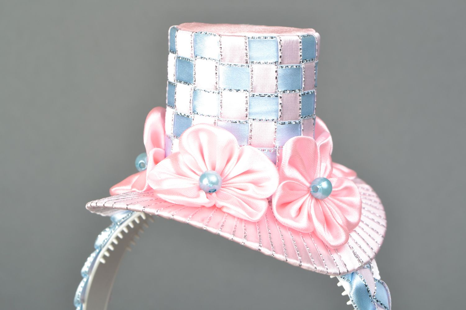 Satin and brocade headband with hat photo 1