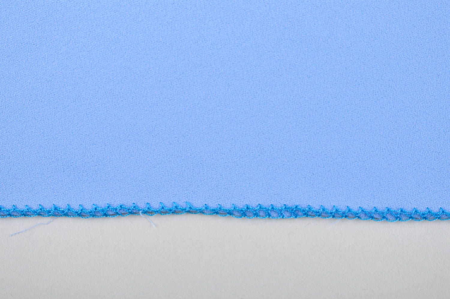 Шарф с брошью ручной работы женский шарф голубой шерстяной шарф стильный фото 3