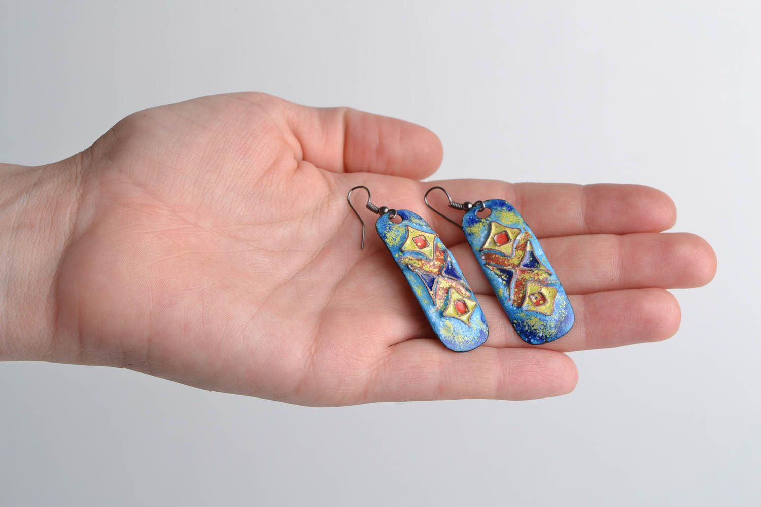 Handmade unusual long dangling blue enameled copper earrings with relief pattern photo 2