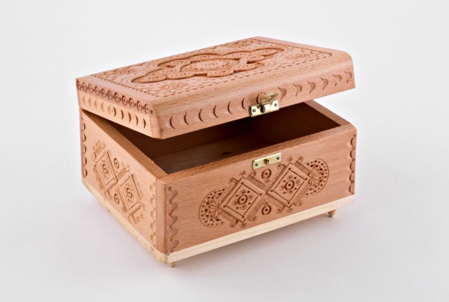 Carved wooden box photo 3