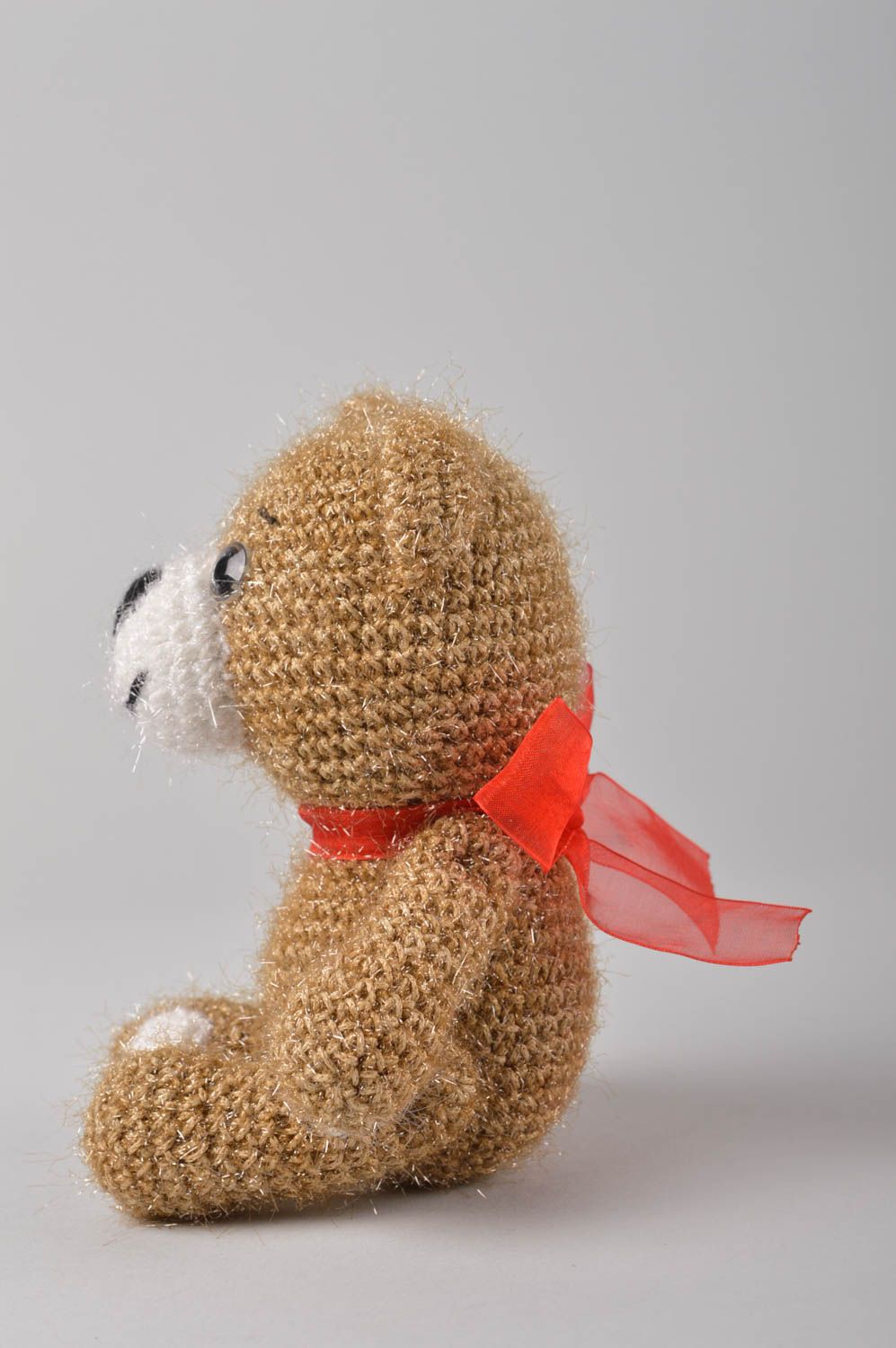 Jouet Ours tricoté au crochet Peluche faite main avec noeud rouge Cadeau enfant photo 4