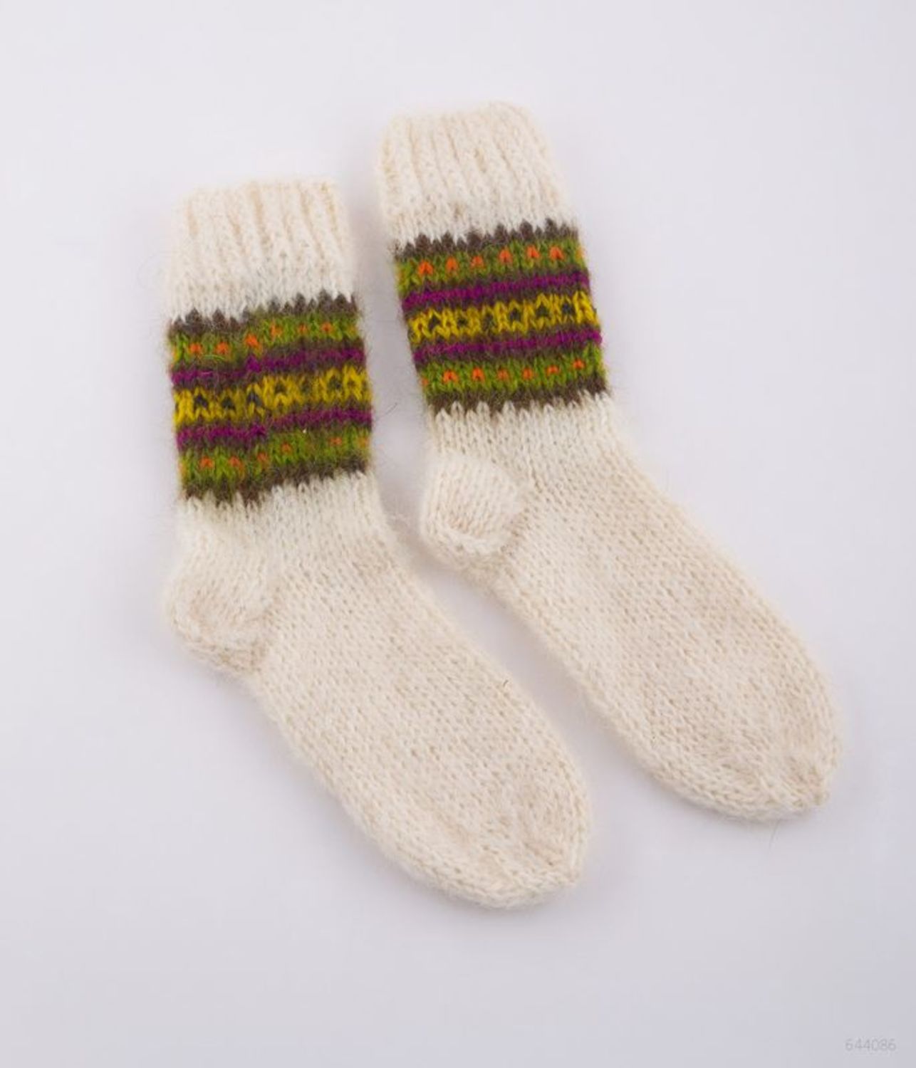 Women's socks made of woolen threads photo 2