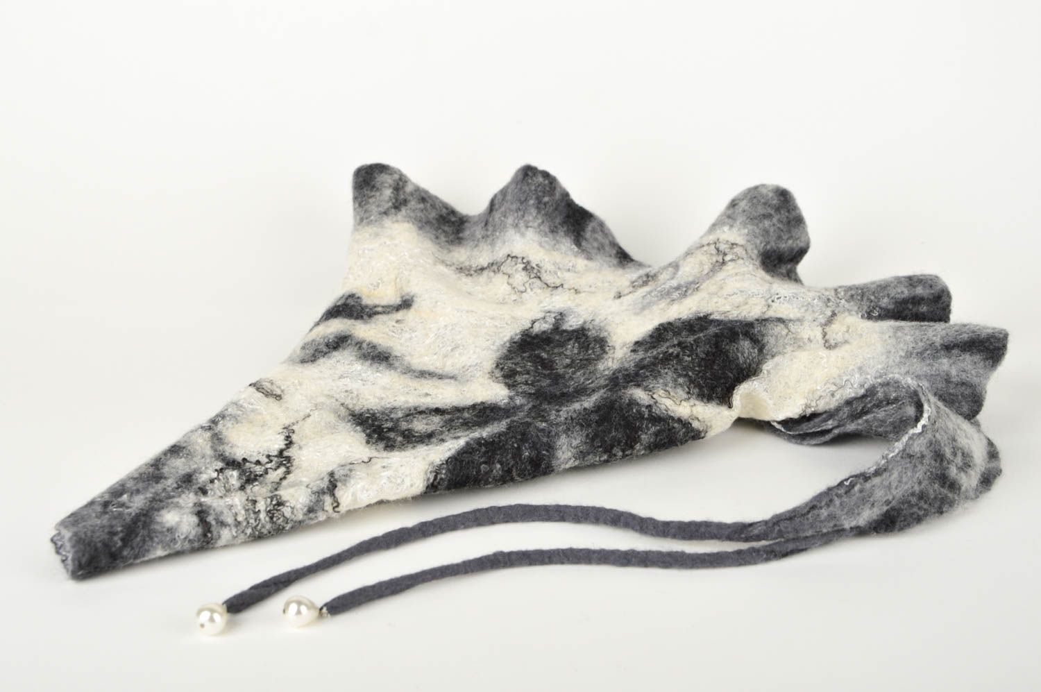 Écharpe laine faite main Baktus Cadeau femme feutrage design de créateur photo 5