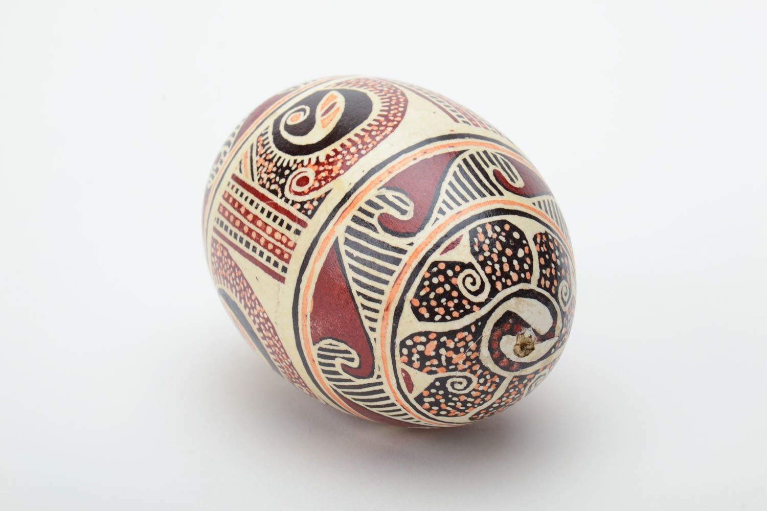 Huevo de Pascua decorativo artesanal pintado a mano con ornamento original foto 4