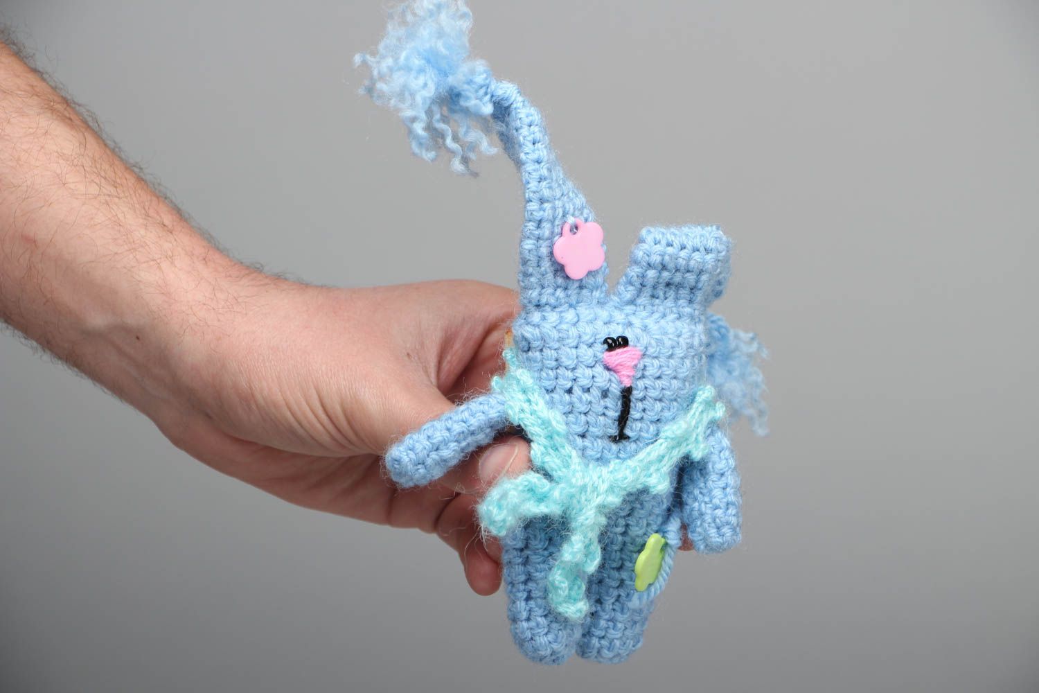 Peluche tricotée au crochet Lapin faite main photo 4
