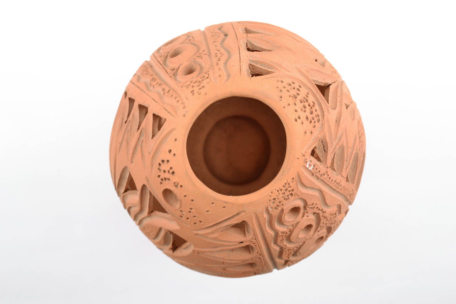 Handmade designer carved clay vase in the shape of egg photo 3