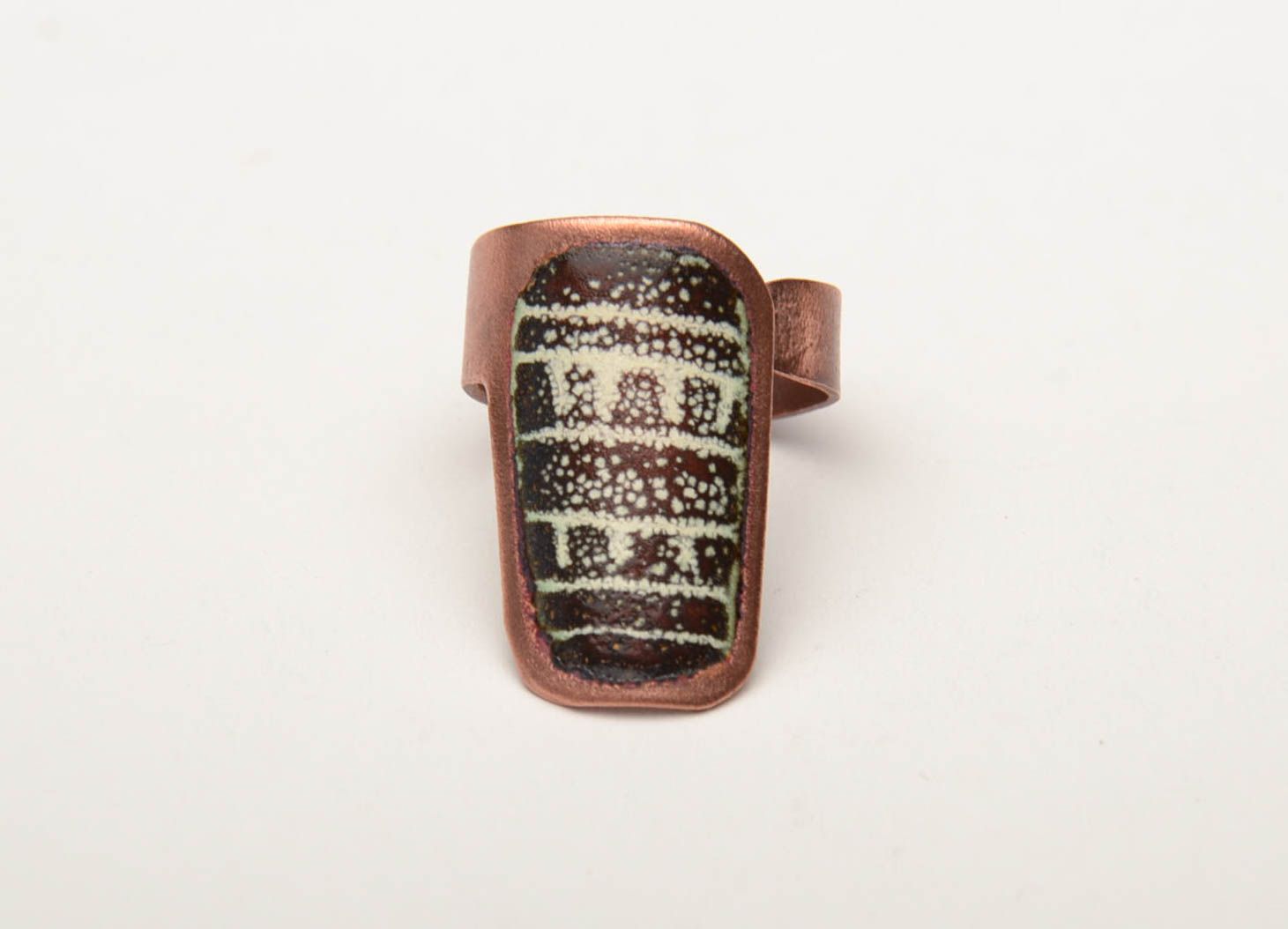 Designer copper ring painted with enamels photo 2