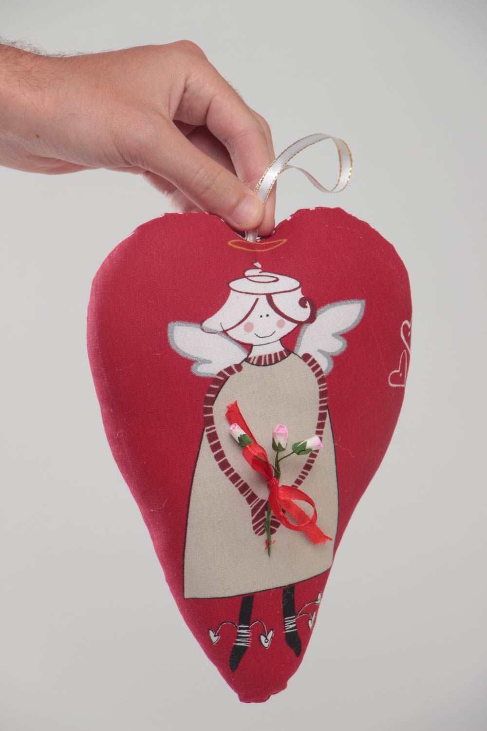 Мягкая подвеска сердце из ткани ручной работы с петелькой красивая авторская фото 5