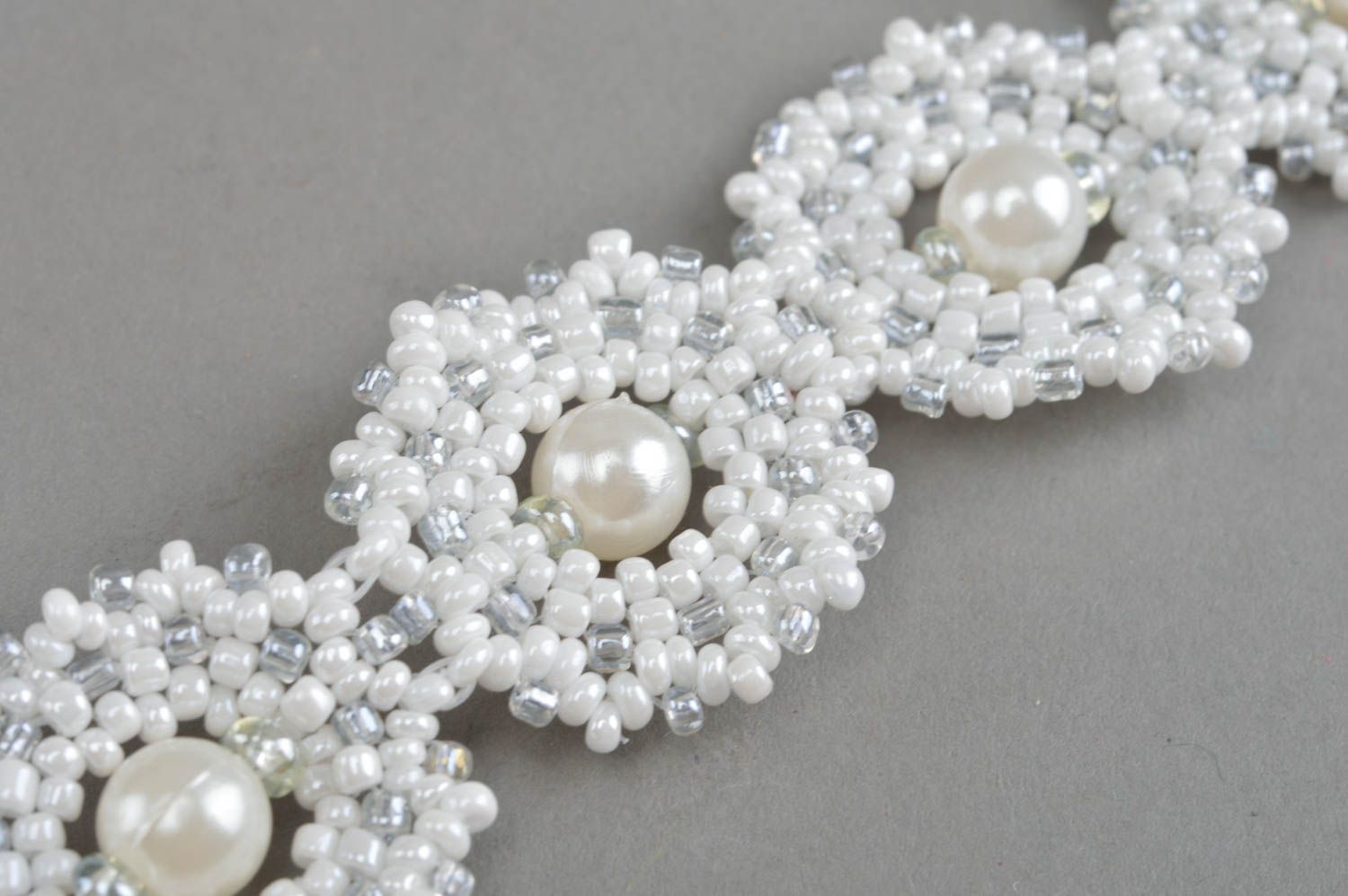 Bracelet en perles de rocaille fait main blanc bijou Perles sur la neige photo 5